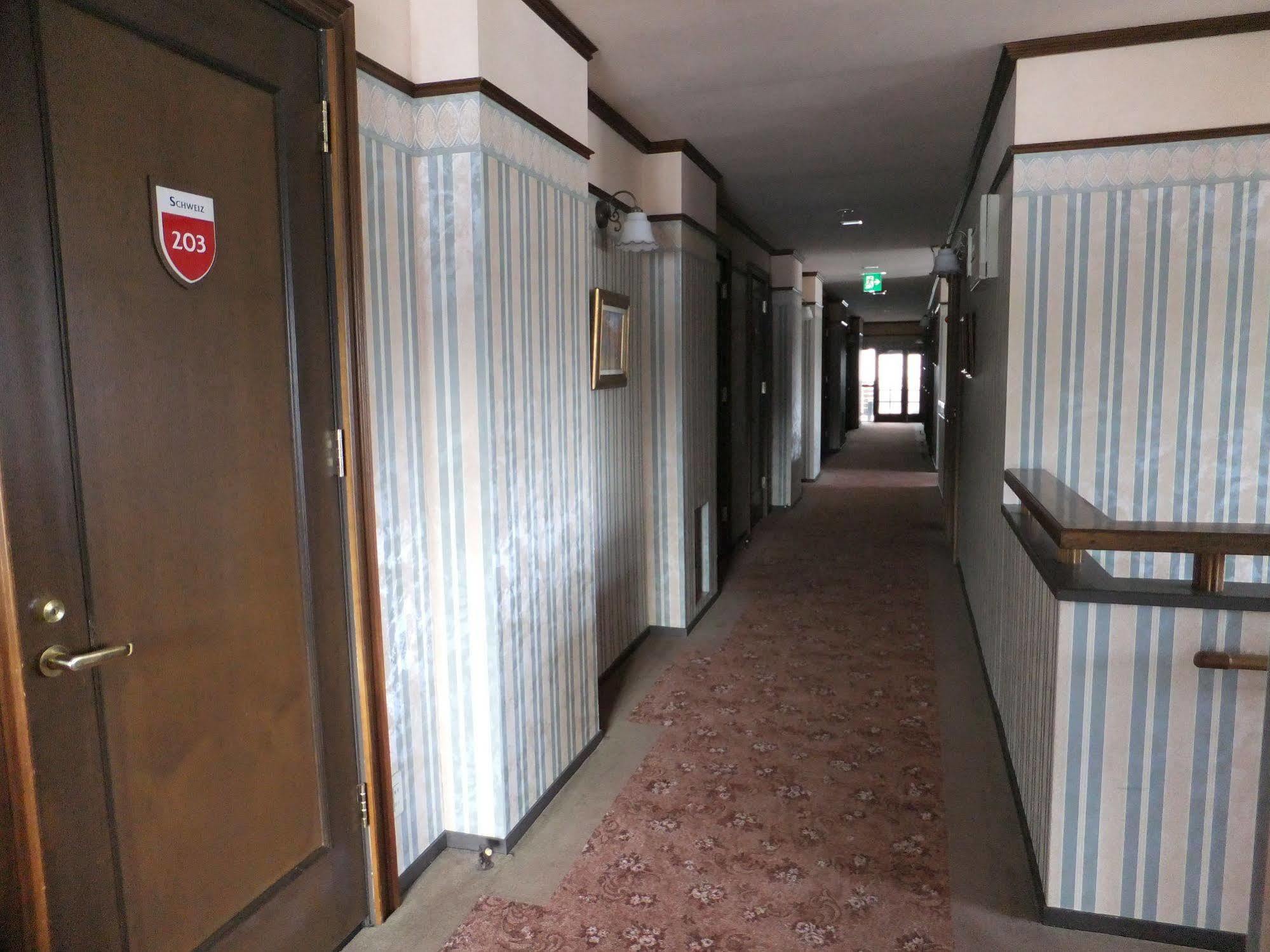 Heidihof Hotel Hakuba Exteriör bild